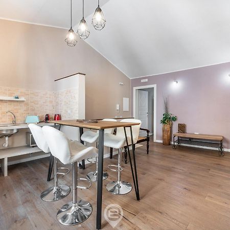 Promenade Boutique Rooms - City Centre Cagliari Esterno foto