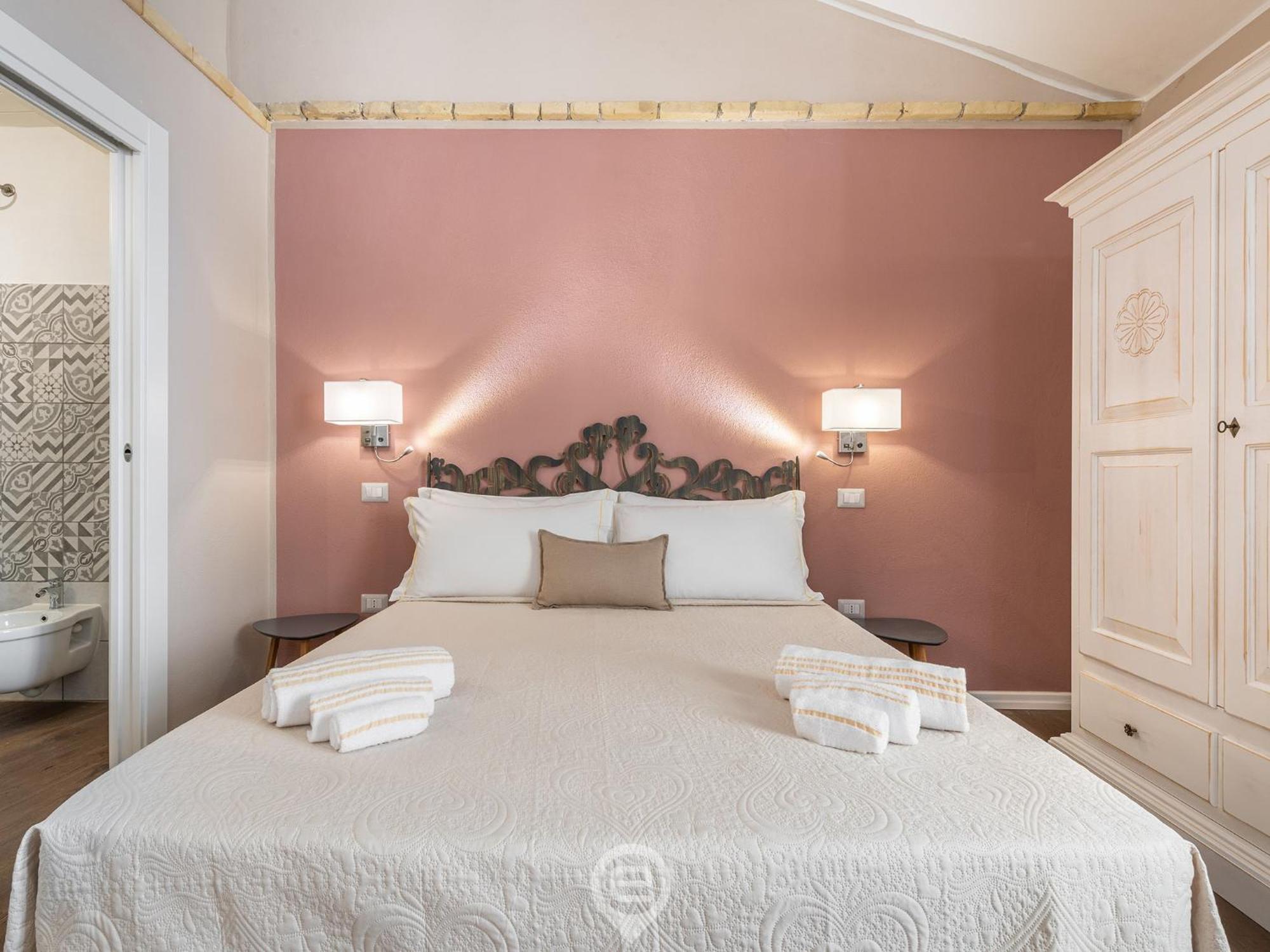 Promenade Boutique Rooms - City Centre Cagliari Esterno foto
