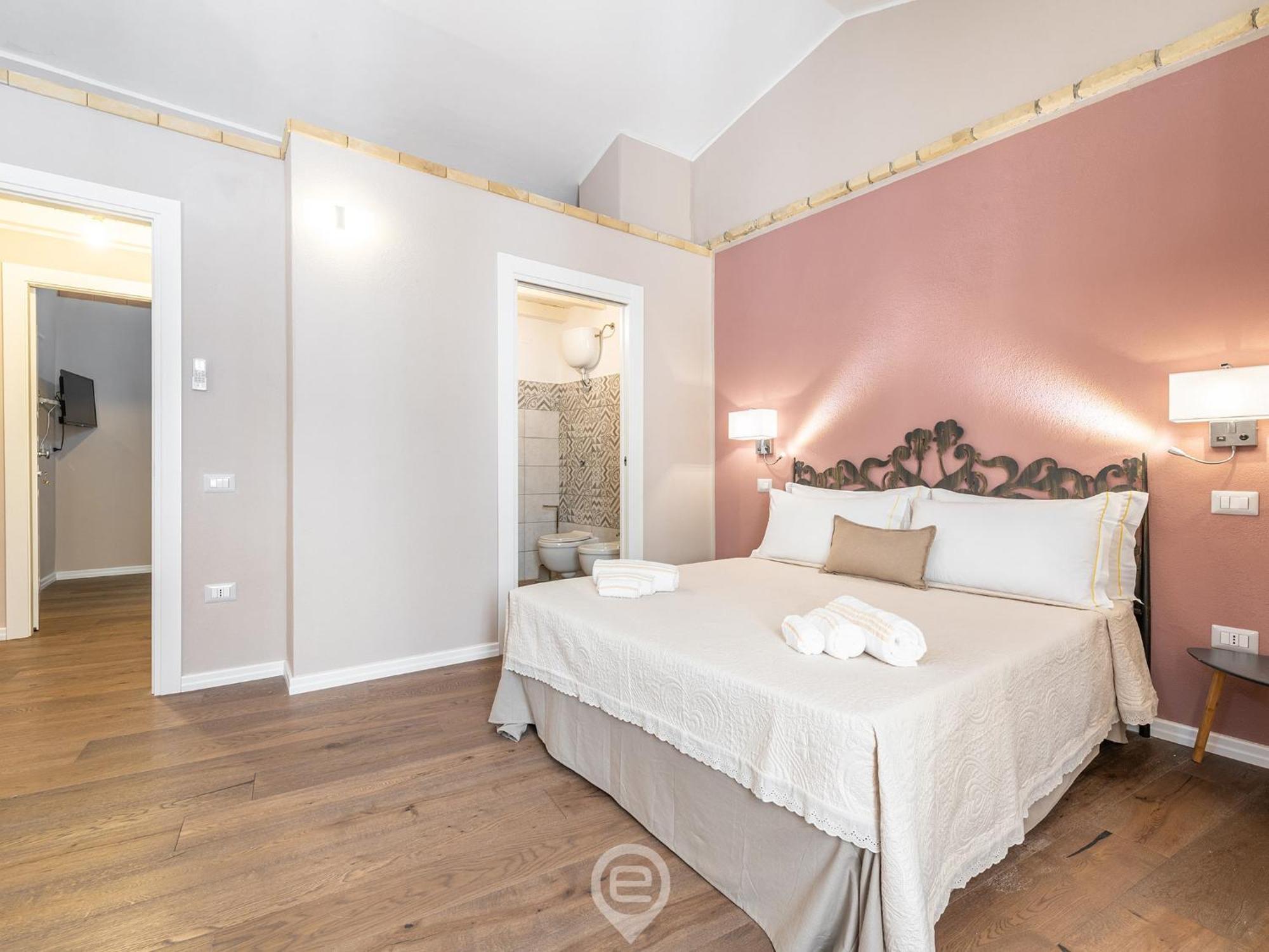 Promenade Boutique Rooms - City Centre Cagliari Esterno foto